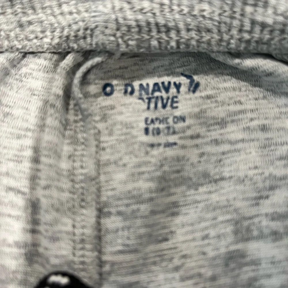 Old Navy Active Gray Athletic Shorts